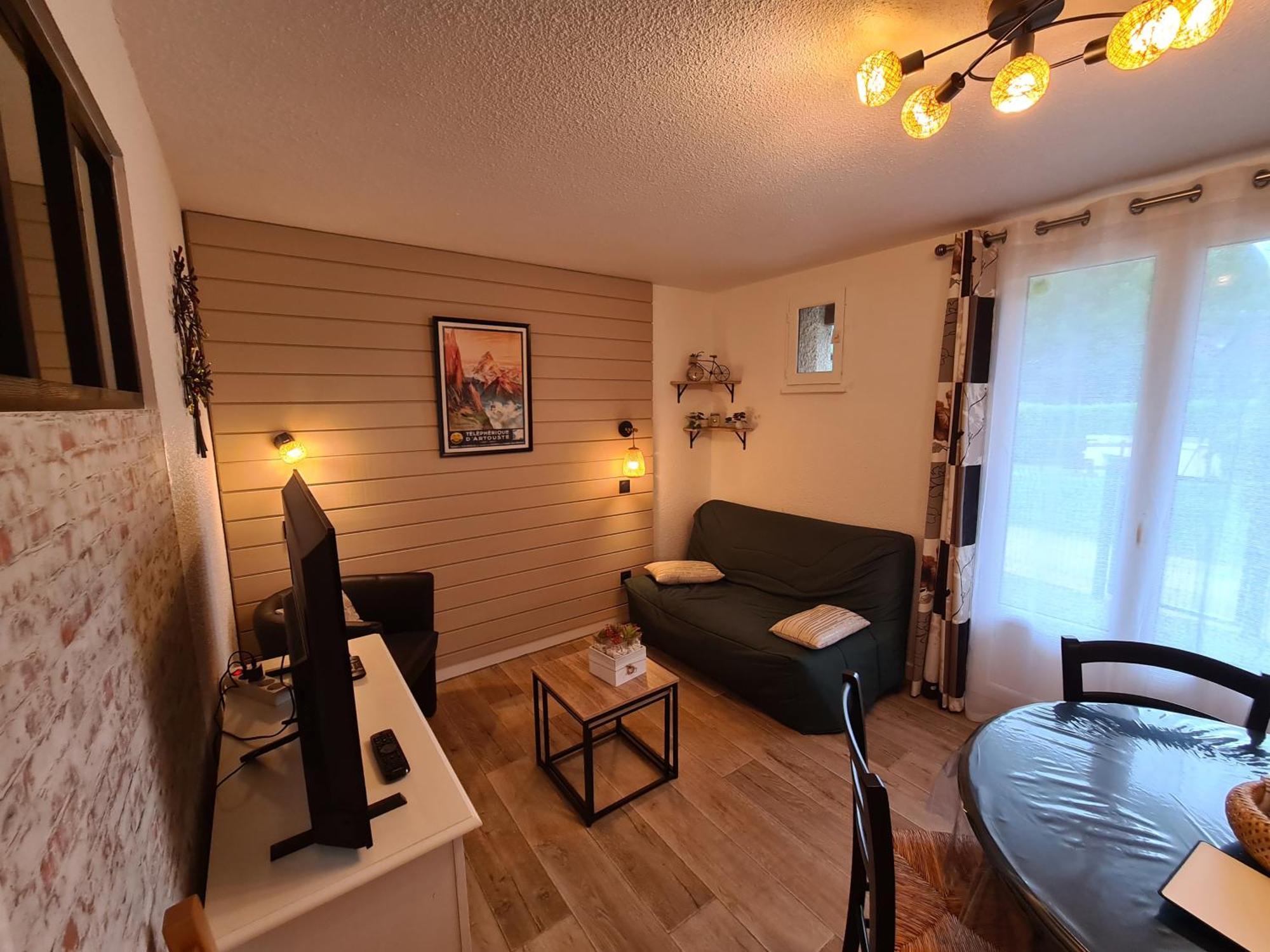 Escapade Montagne En Famille, Appartement Cosy Avec Piscine Couverte Bielle Esterno foto