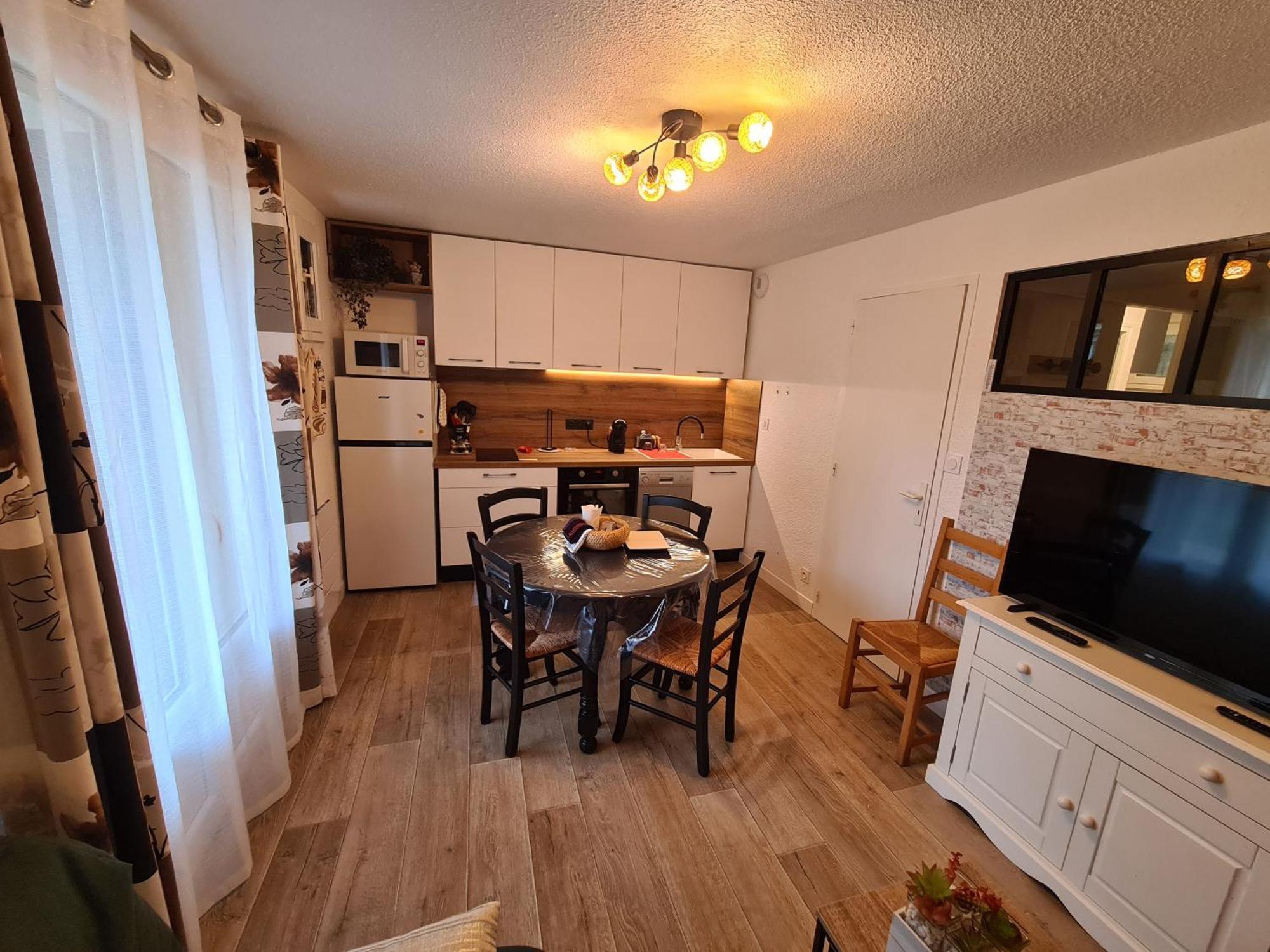 Escapade Montagne En Famille, Appartement Cosy Avec Piscine Couverte Bielle Esterno foto
